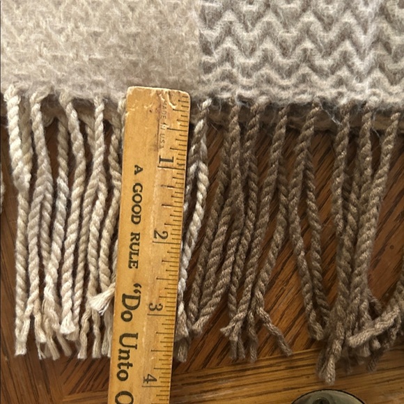 Cashmere Scarf with Fringe - Picture 7 of 10